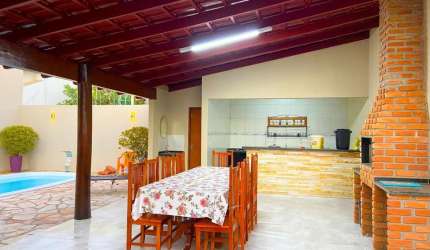 CASA MOBILIADA EM CADAS NOVAS  Casa de Rua com 3 Quarto(s) e 3 banheiro(s) à Venda, 360 por R$ 549.000 no setor Jardim Serrano AD25768