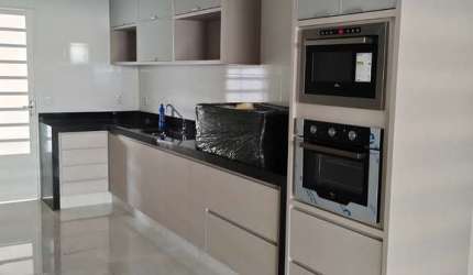 Casa Parque Atheneu  Casa de Rua com 3 Quarto(s) e 2 banheiro(s) à Venda, 117 por R$ 590.000 no setor Parque Atheneu IN26062