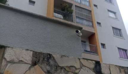 vendo apartamento  de 3 Quartos no Negrão de lima Apartamento com 3 Quarto(s) e 1 banheiro(s) à Venda, 80 por R$ 250.000 no setor Setor Negrão de Lima VN26108
