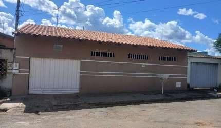 Conjunto Vera Cruz 1, Goiânia - GO Casa de Rua com 2 Quarto(s) e 2 banheiro(s) à Venda, 253 por R$ 350.000 no setor Conjunto Vera Cruz VN26165