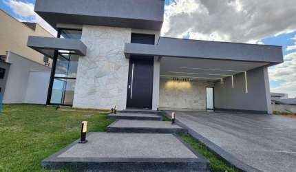 Casa Térrea no Parqville Pinheiros Casa em Condomínio com 3 Quarto(s) e 3 banheiro(s) à Venda, 258.59 por R$ 1.450.000 no setor Parqville Pinheiros SL26277