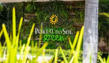 Casa em Condomínio à venda com 270m², 4 quartos e 4 vagas Sobrado com 4 Quarto(s) e 6 banheiro(s) à Venda, 270 por R$ 2.650.000 no setor PORTAL DO SOL GREEN  VN26436