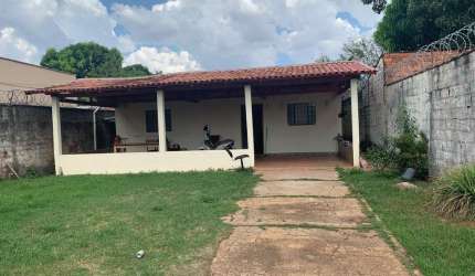 CASA 3 QUARTOS SETOR SOLANGE PARK Casa de Rua com 2 Quarto(s) e 1 banheiro(s) à Venda, 70 por R$ 270.000 no setor Solange Park I VN26473