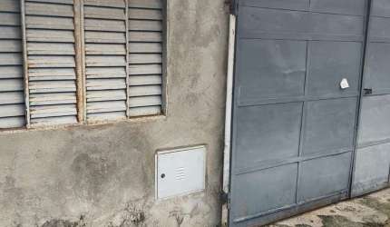 Casa Simples 03 Quartos 01 suíte  Casa de Rua com 2 Quarto(s) e 2 banheiro(s) à Venda, 99 por R$ 220.000 no setor Residencial Itamaracá VN26613