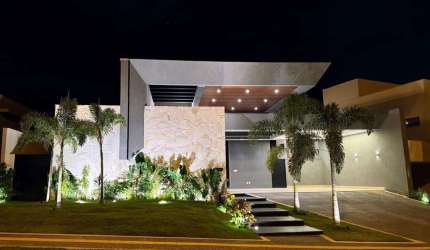 Linda casa térrea no Portal do Sol Garden  Casa em Condomínio com 3 Quarto(s) e 4 banheiro(s) à Venda, 290 por R$ 3.300.000 no setor Residencial Goiânia Golfe Clube FL26813