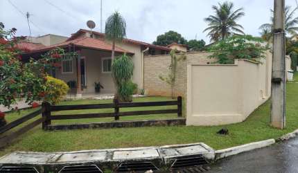 CASA AUTO PADRAO COND MONTE VERDE  Casa em Condomínio com 3 Quarto(s) e 3 banheiro(s) à Venda, 200 por R$ 1.250.000 no setor Residencial Monte Verde AD27171