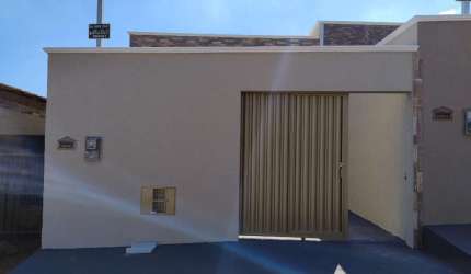CASA SETOR MAYSA TRINDADE  Casa de Rua com 3 Quarto(s) e 1 banheiro(s) à Venda, 110 por R$ 320.000 no setor Setor Maysa AD27183