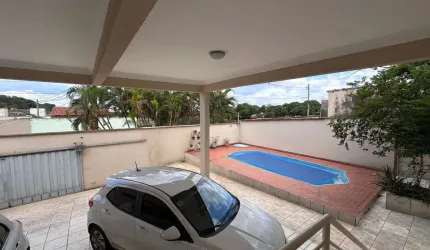 Casa - Vila João Vaz Casa de Rua com 5 Quarto(s) e 3 banheiro(s) à Venda, 248.25 por R$ 550.000 no setor Setor Vila João Vaz AD27236