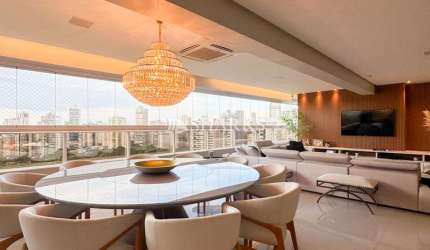 APARTAMENTO SETOR OESTE EM FRENTE AO LAGO DAS ROSAS Apartamento com 4 Quarto(s) e 6 banheiro(s) à Venda, 264 por R$ 3.600.000 no setor Setor Oeste AX27401