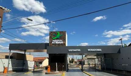 Casa em Condomínio Fechado próximo ao Garavelo Casa em Condomínio com 4 Quarto(s) e 4 banheiro(s) à Venda, 189 por R$ 330.000 no setor Condomínio Amin Camargo AD27252