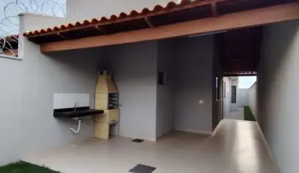 Casa Senador Canedo Casa de Rua com 3 Quarto(s) e 2 banheiro(s) à Venda, 88 por R$ 278.000 no setor Residencial Hebrom AD27582