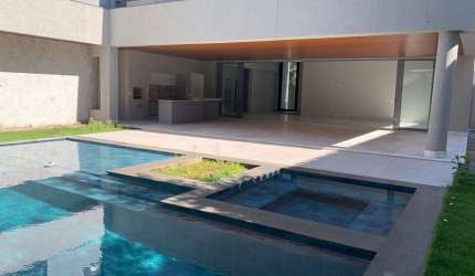 Alphaville Ipés Sobrado com 4 Quarto(s) e 5 banheiro(s) à Venda, 494.77 por R$ 9.000.000 no setor Residencial Alphaville Flamboyant AX25936