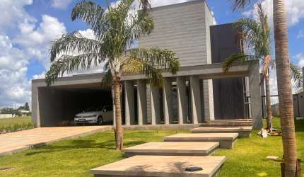 Casa Térrea Condomínio Fechado Villagio Baiocchi Casa em Condomínio com 4 Quarto(s) e 6 banheiro(s) à Venda, 358 por R$ 2.950.000 no setor Vila Padre Pelágio AU28363