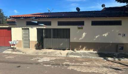 casa de rua setor novo horizonte Casa de Rua com 4 Quarto(s) e 4 banheiro(s) à Venda, 216 por R$ 265.000 no setor setor Novo Horizonte ST28455