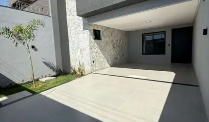 CASA DE RUA Casa de Rua com 3 Quarto(s) e 4 banheiro(s) à Venda, 155 por R$ 875.000 no setor Jardim Atlântico VN28683