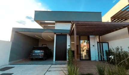 Casa Térrea Solaris Laguna Casa em Condomínio com 3 Quarto(s) e 4 banheiro(s) à Venda, 140 por R$ 1.150.000 no setor Condomínio Alto da Boa Vista FL29557