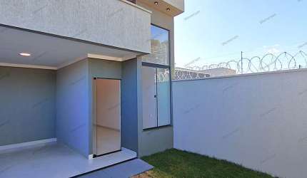 Vendo Casa de 3 Quartos no Parque Itatiaia - Região Aparecida Shopping Casa de Rua com 3 Quarto(s) e 2 banheiro(s) à Venda, 110.32 por R$ 450.000 no setor Parque Itatiaia VN29594