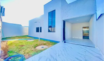 Ágio AGIO DE CASA Casa de Rua com 3 Quarto(s) e 2 banheiro(s) à Venda, 104 por R$ 680.000 no setor Setor Aeroporto Sul - 3ª Etapa TA29212