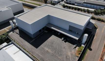 GALPÃO NO CENTRRO COMERCIAL DE SENADOR CANEDO Casa em Condomínio com 1 Quarto(s) e 3 banheiro(s) à Venda, 3661.37 por R$ 13.000.000 no setor POLO INDUSTRIAL NOVA CANAÃ AD18162