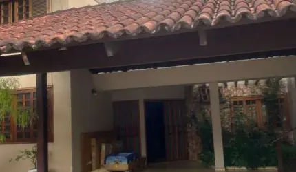 Casa Comercial st. Marista Casa de Rua com 4 Quarto(s) e 5 banheiro(s) à Venda, 5.44 por R$ 6.850.000 no setor Setor Marista ST28748
