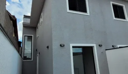 Lindo sobrado com 3 dormitórios