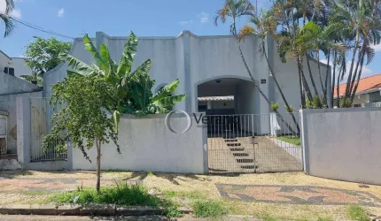 Casa com 3 dormitórios à venda, 227 m² por R$ 800.000,00 - Jardim Celani - Valinhos/SP