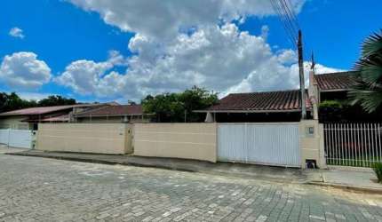 Casa com 4 quartos à venda no Velha, Blumenau , 248 m2 por R$ 795.000