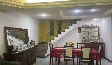 Casa com 5 dormitórios à venda, 310 m² por R$ 950.000,00 - Jardim Placaford - Salvador/BA
