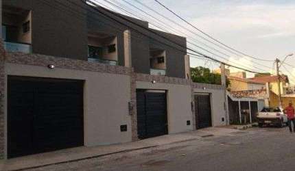 Casa com 3 dormitórios à venda, 138 m² por R$ 475.000,00 - Ipitanga - Lauro de Freitas/BA
