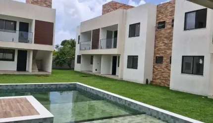 Casa com 2 dormitórios à venda, 60 m² por R$ 550.000,00 - Guarajuba - Camaçari/BA