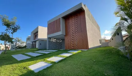 Casa com 4 dormitórios à venda, 294 m² por R$ 1.700.000,00 - Alphaville - Camaçari/BA
