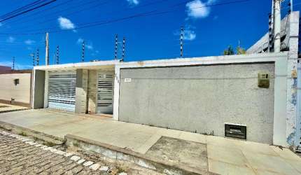 VENDO LINDA CASA EM NOVA PARNAMIRIM - PRÓXIMO AO CEI