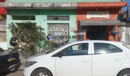 TERRENO para VENDA na encruzilhada entre a AV.ANALICE e AV. IRANTE SANAZART