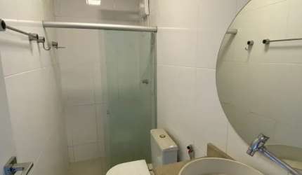 Casa com 3 Quartos e 2banheiros à Venda