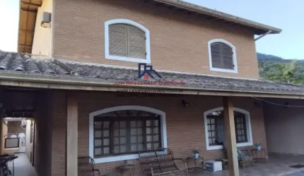 Casa para Venda em Ubatuba, Lázaro, 6 dormitórios, 6 suítes, 2 banheiros, 4 vagas