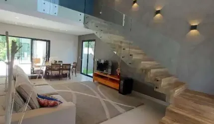 FANTÁSTICO SOBRADO A VENDA NO COND. BELA VITTÁ EM JUNDIAÍ, C/215M DE CONSTRUÇÃO, 3 SUÍTES, 3 SALAS, COZINHA C/ DESPENSA,  GOURMET, PISCINA, PLANEJADOS