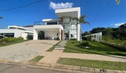 LINDA CASA NO RESIDENCIAL TERRA DA ALVORADA, C/363M² A.C E 800M² T. , 3 SUÍTES (1 MASTER COM BANHEIRA), PISCINA , ÁREA GOURMET, 6 VAGAS DE GARAGEM.