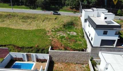 ÓTIMO TERRENO DE 300M² , A VENDA NO CONDOMÍNIO VILLA VERDE ,  ÓTIMA LOCALIZAÇÃO AO LADO DO JD. SAMAMBAIA E FÁCIL ACESSO A ROD. ANHANGUERA.