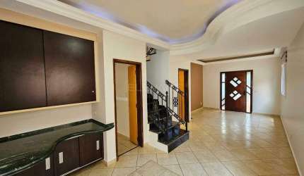 Casa em Condomínio para aluguel no Villa Real, Ribeirão Preto, SP, 3 quartos, 1 suíte