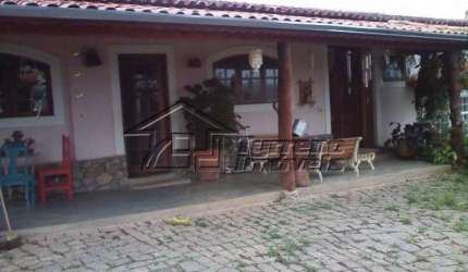 Casa com tranquilidade e conforto!