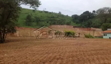 Excelente área no Estado de São Paulo. Zoneamento: ZPI-2