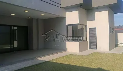 Casa térrea em condomínio de alto padrão no Urbanova