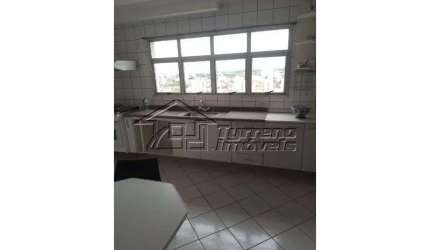 Apartamento com 118² com excelente localização no São Dimas