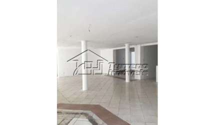 Casa comercial com ótima localização na Vila Adyana