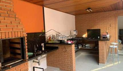Cobertura com excelente localização no jardim Satélite - SJCampos