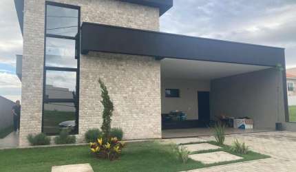 Casa em Condomínio para Venda em Holambra, Residencial Portal do Sol, 4 dormitórios, 1 suíte, 3 banheiros, 2 vagas