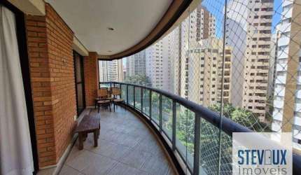 Apartamento com varandão na sala e próximo a escola Móbile!