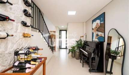 Jardins Capri - Casa de Condomínio 3 quartos, sendo 3 suítes