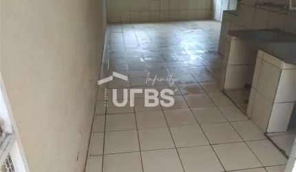 0 - Casa 3 quartos, sendo 1 suíte