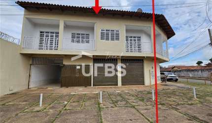 Sobrado residencial comercial  - Vila Paraiso - Duas quadras abaixo da av. Bernardo Sayão.